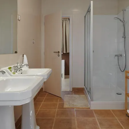 Tatil Evi 3 Mala Rudina
