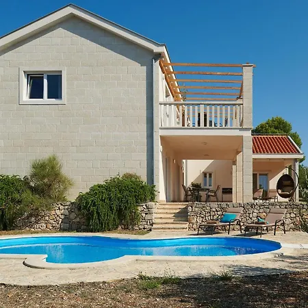 3 Mala Tatil Evi